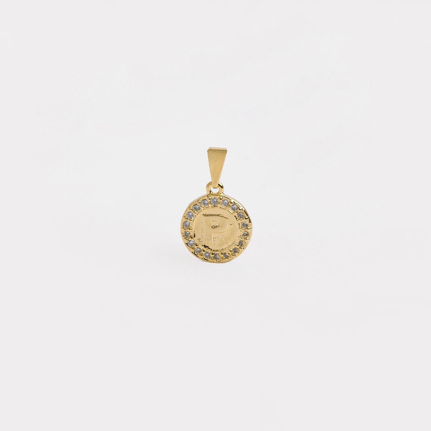 23360P - Dije Letra P