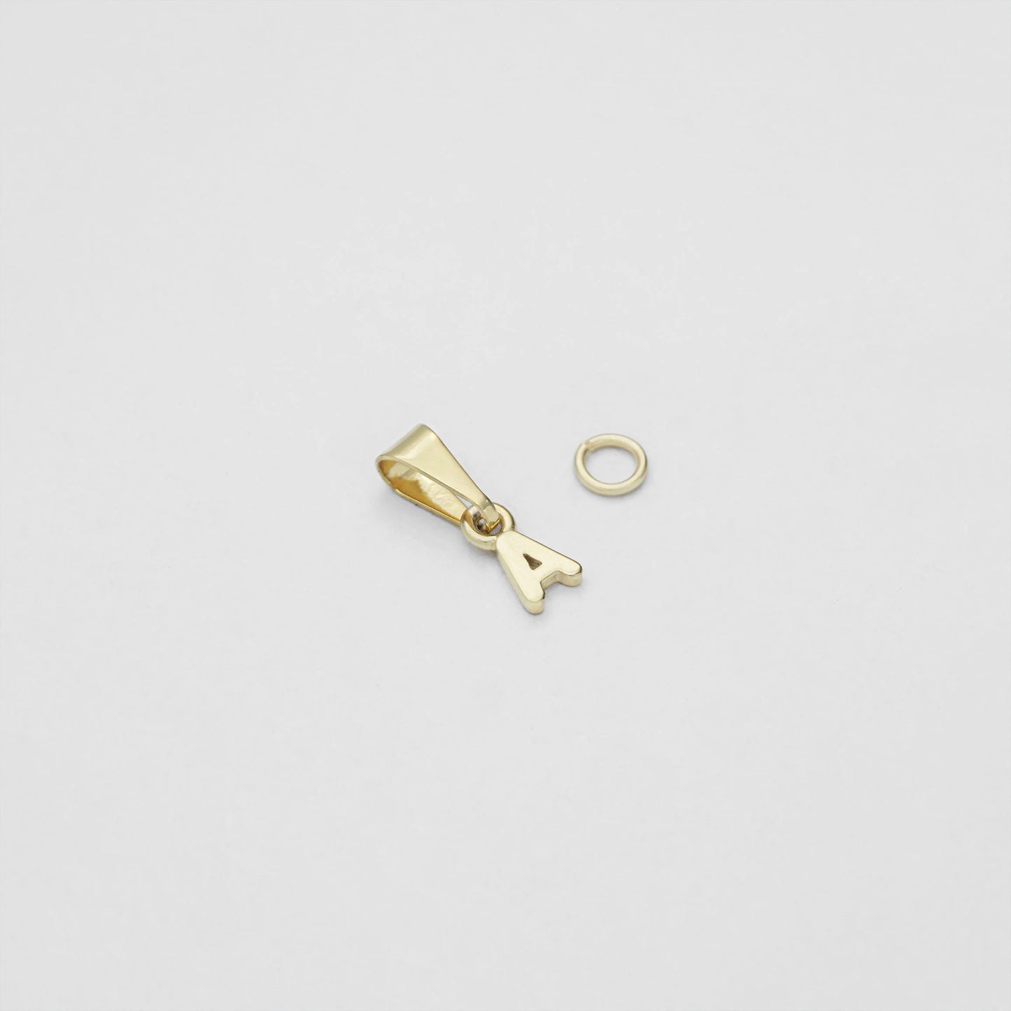 26360A - Dije Silueta Letra A Lisa Mini