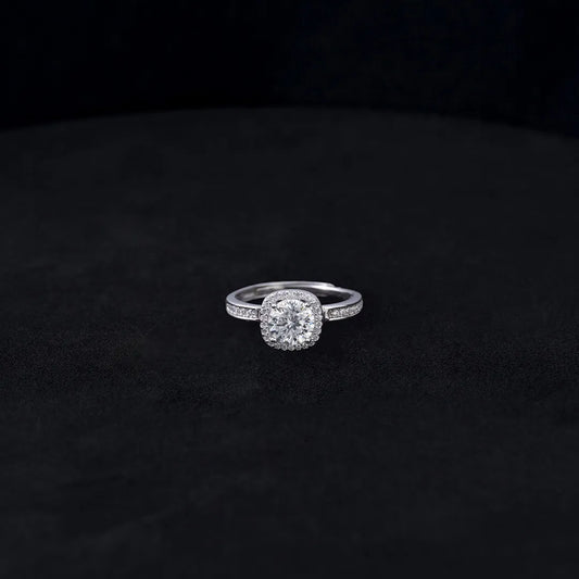 14020 - Anillo Halo Moisanita Cushion Ajustable
