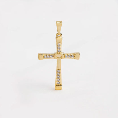 23171C - Dije Cruz Toretto 3.1 Cms Cristal