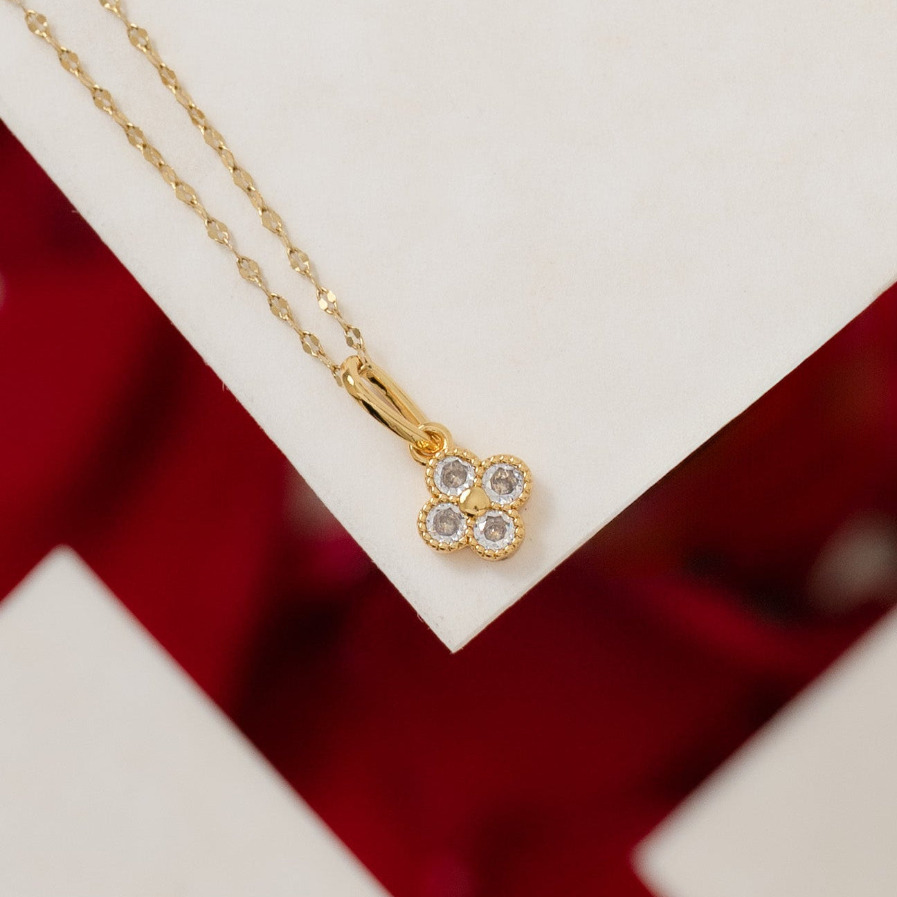 23395 - Dije Clover Motif