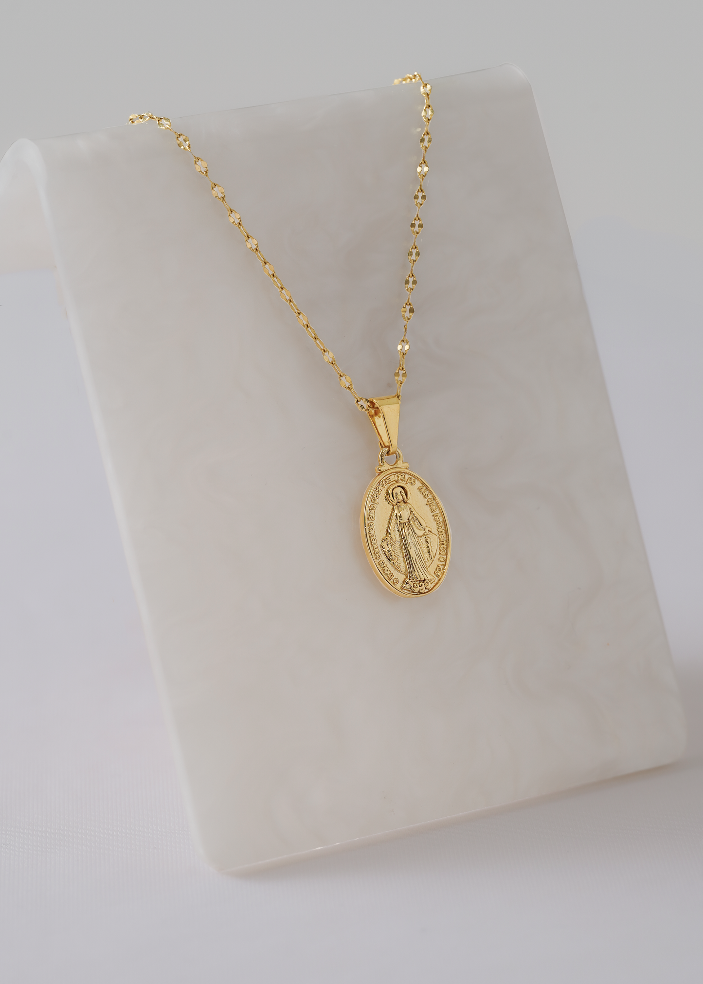 23326 - Dije Nuestra Señora Milagrosa