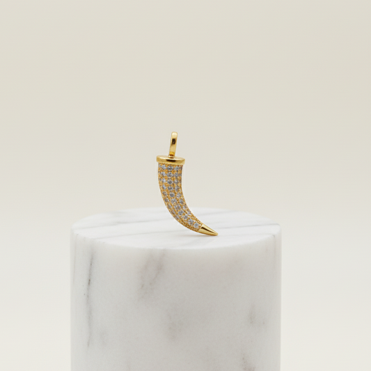 23002 - Dije Colmillo con Circonias